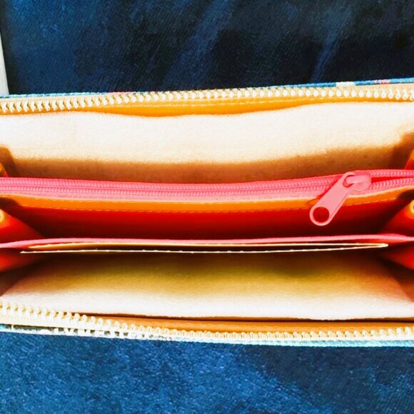 Dooney & Bourke Disney DVC Vacation Club Wristlet Wallet NEW Wallets